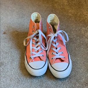 Coral converse 6.5 women’s
